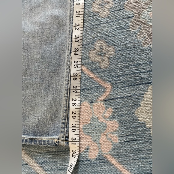 🔥🔥NWT Hollister Sunset Ultra High-Rise Stacked Vintage Straight Blue Ombre Jeans - Picture 6 of 9